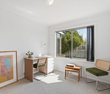 Charming 3-Bedroom House for Lease in Brighton - Photo 6