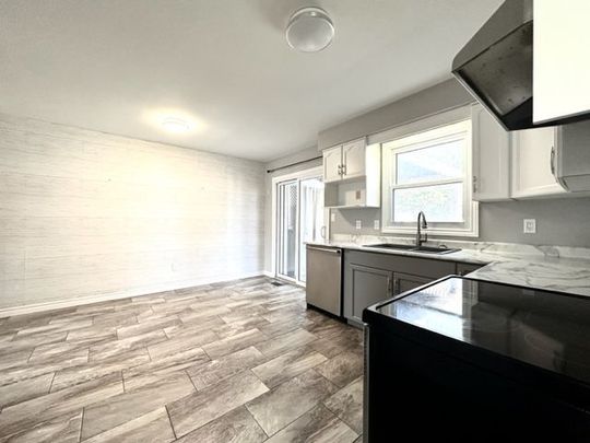 For Lease - 4 GOLDING Place, St. Thomas, Ontario - Photo 1