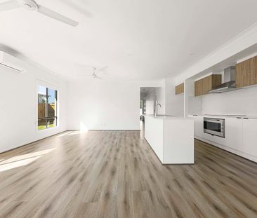 Family Home in Glenvale! - Photo 1