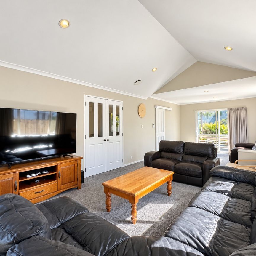 12 Mellefont Close, Dannemora, Auckland - Photo 1