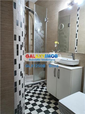 3 camere Unirii 60mp- ideal spatiu birouri - Fotografie 3