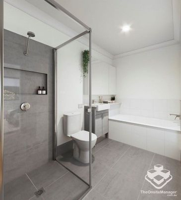 4 BEDROOM TOWNHOUSE - Photo 1