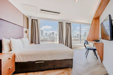1 Bed Penthouse - Photo 2