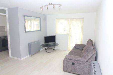 1 bedroom apartment to rent - Photo 2