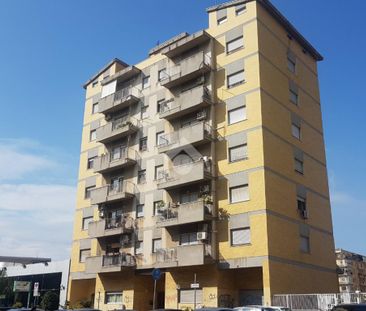 Monolocale in affitto - Photo 2