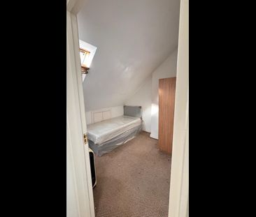 Room in a Shared House, Margery Park Road, E7 - Photo 5