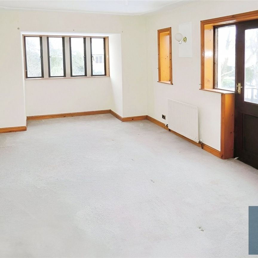 Birkby Road, Birkby, Huddersfield, West Yorkshire, HD2 - Photo 1