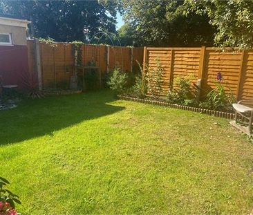 1 bedroom ground floor flat to rent - Photo 5