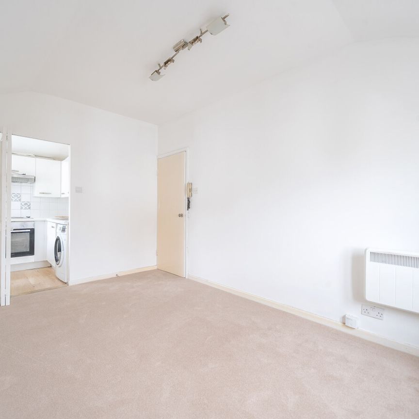 1 bedroom apartment to rent - Photo 1