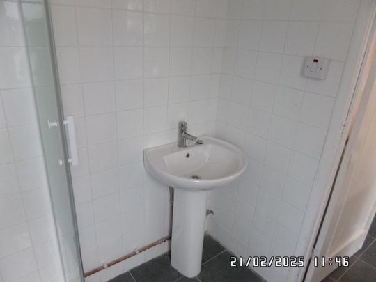 2 bedroom detached house to rent - Photo 1
