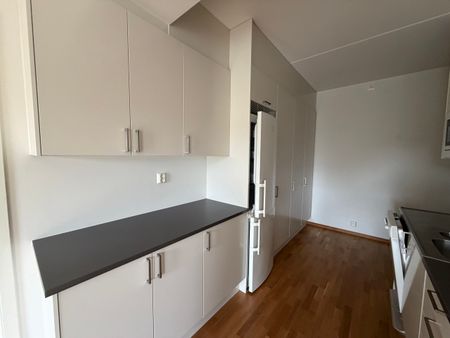 Armeraregatan 11 – 2rok (lgh 1203) - Photo 2