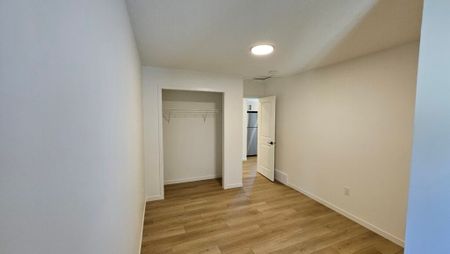 Edmonton Unfurnished Loft Rental in Delton - Stylish Garage Suite with Included Garage Parking and minutes from NAIT! - Photo 3