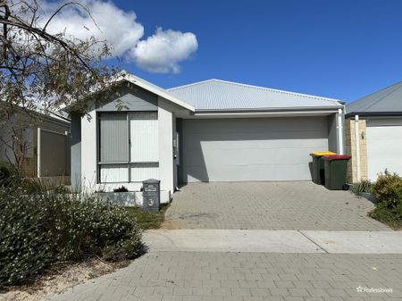 22 Whistling Drive, Alkimos WA 6038 - Photo 3