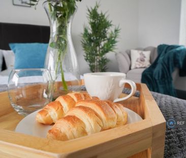 2 bedroom semi-detached house to rent - Photo 5