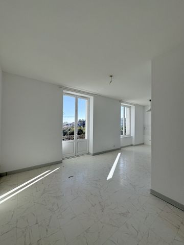 Location Appartement 2 pièces 46m² MONTROND LES BAINS 42210 - Photo 5