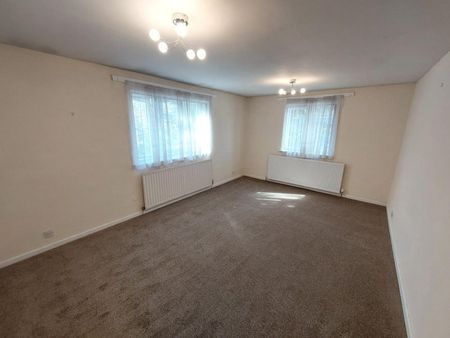 4 Bed Detached House, Abbotts Road, B24 - Photo 2