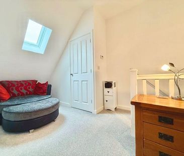 3 bedroom end of terrace house to rent - Photo 5