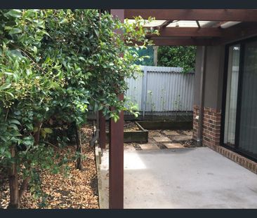 Modern & Convenient Living in a Great Reservoir Location - Photo 3