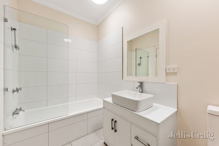 1/20 Keats Avenue, Kingsbury - Photo 4