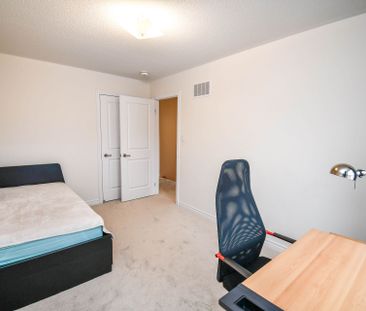 For Lease - 30 Valleybrook Road, Barrie, Ontario - Photo 5