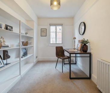 5 bedroom house to rent - Photo 1