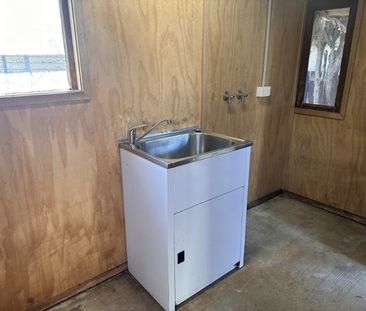 Value 3 Bedroom Home in a handy location - Photo 4