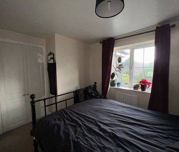 2 Bed Terraced House, Stavely Way, NG2 - Photo 2