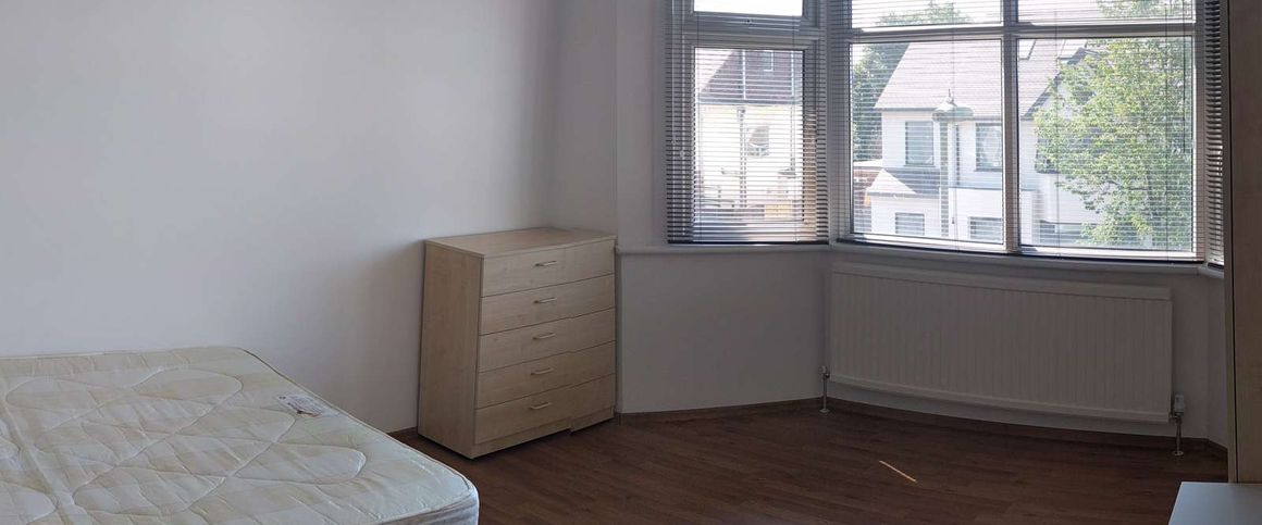 Glebe Crescent Room 1B - Photo 1