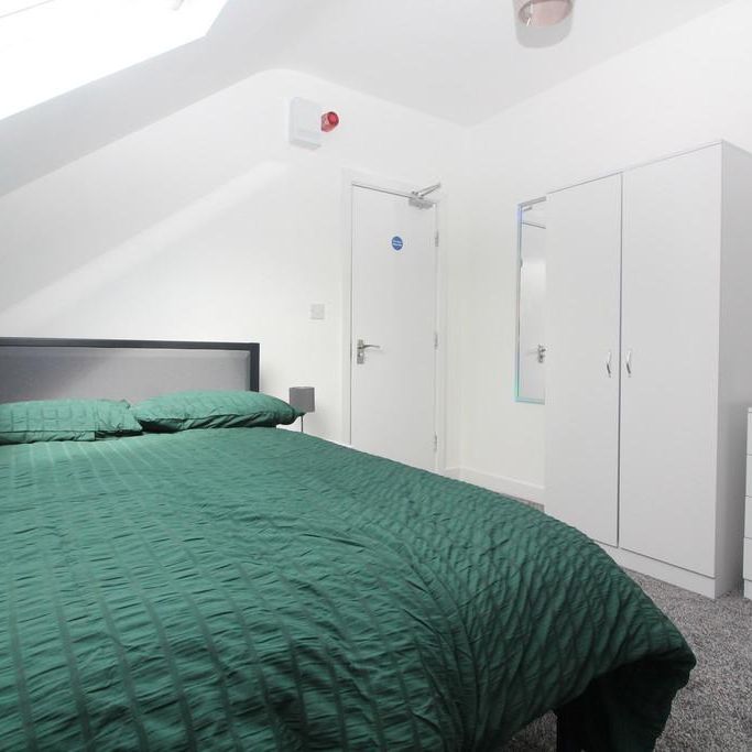 1 bedroom in a house share to rent - Photo 1