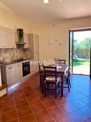 Villa a schiera via Cassia Cimina, Ronciglione - Photo 1
