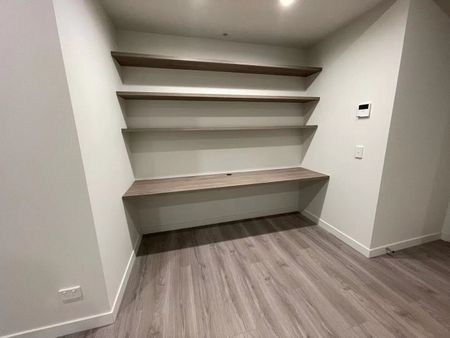 Immaculate executive apartment | Designer finishes in superb lifestyle precinct - Photo 4