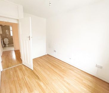 2 bedroom maisonette to rent - Photo 6