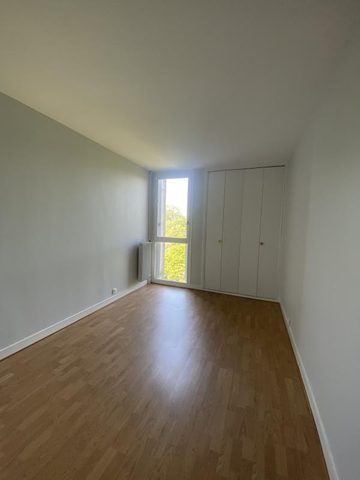 Location Appartement 3 pièces 68m² LA SOURCE 45100 - Photo 2