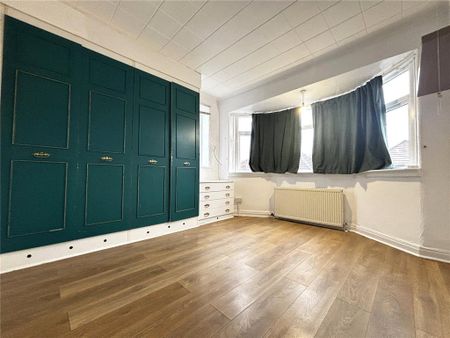 3 bedroom detached house to rent - Photo 3