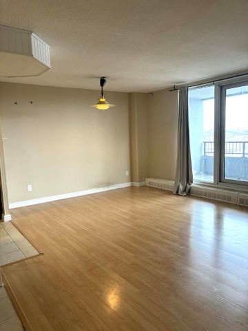 For Lease - 1785 Frobisher Drive Unit# 1009, Alta Vista and Area, Ontario - Photo 2