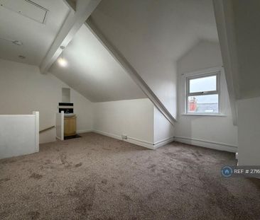4 bedroom terraced house to rent - Photo 1