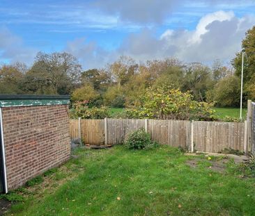 3 bedroom detached house to rent - Photo 5