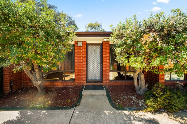 4/1 Bilkurra Street, Queanbeyan West NSW 2620 - Townhouse For Rent | Domain - Photo 1