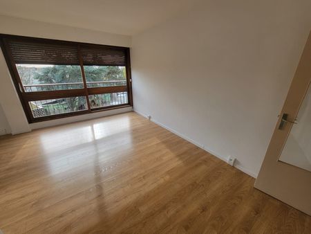 Location Appartement 4 pièces 92m² LE CHESNAY 78150 - Photo 5
