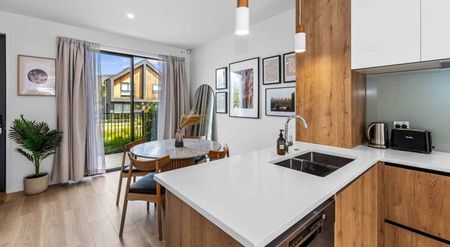 2 Bedroom townhouse - Westgate - Photo 3