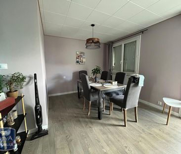 Location Appartement 4 pièces 67m² NIORT 79000 - Photo 2