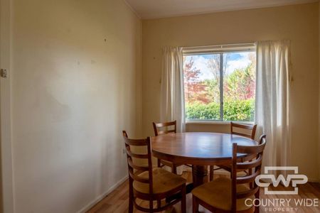 Charming 3-Bedroom Cottage for Rent – Peaceful Rural Living - Photo 2