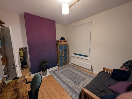 Room in a Shared House, Woodseats Road, S8 - Photo 4