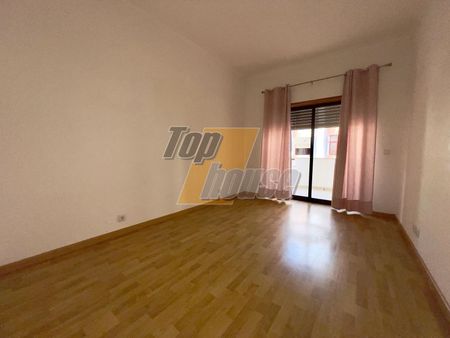 Apartamento T2 em Setúbal - Photo 3