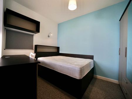 1 Edge Hill - Photo 2