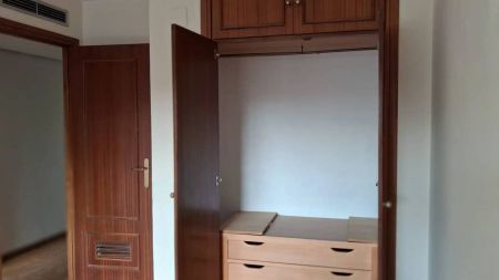 Piso de alquiler en Avenida Pérez Galdós, Nou Moles - Photo 3