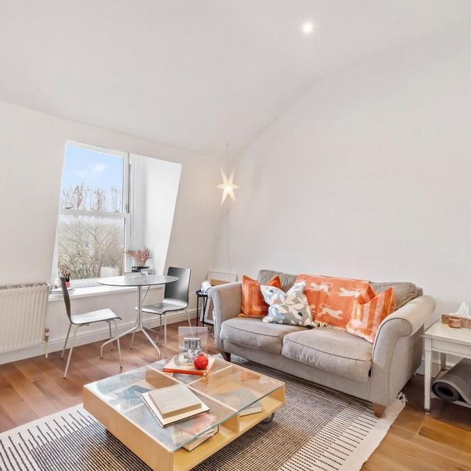 1 bedroom flat to rent - Photo 1