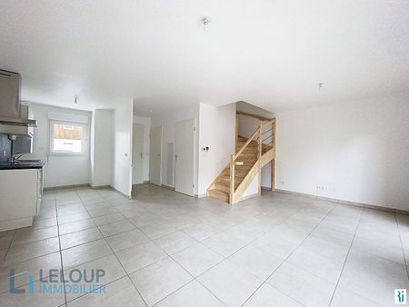 Location Maison 4 pièces 75m² LE PETIT QUEVILLY 76140 - Photo 2