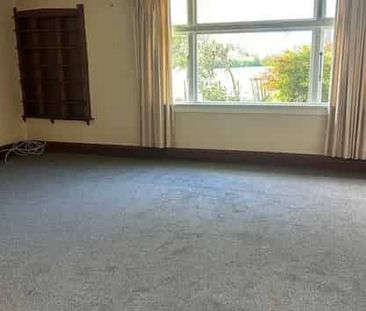 MASTERTON - 4 BEDROOMS - Photo 3