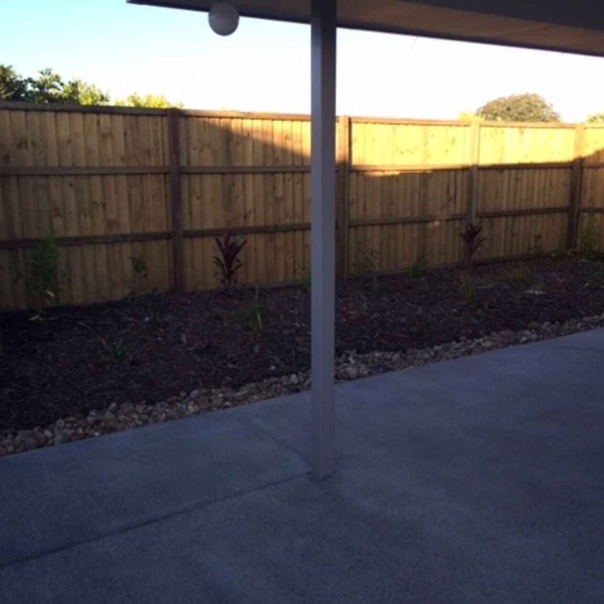 9a Paddington Street Bellmere - Photo 1